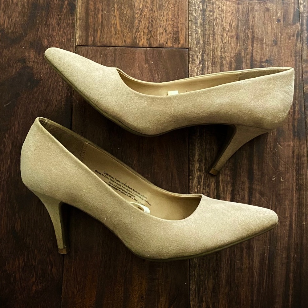 Tan Heels